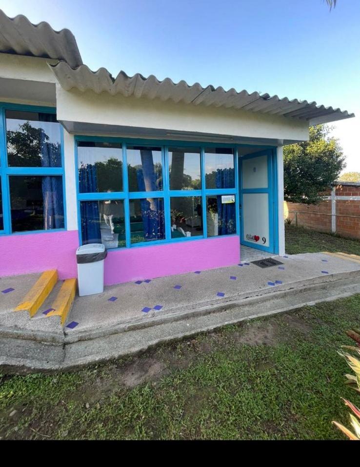 Hotel Campestre La Cecilia Montenegro Buitenkant foto
